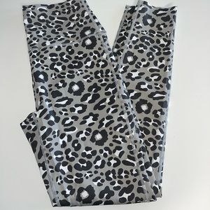 Aerie leopard leggings
